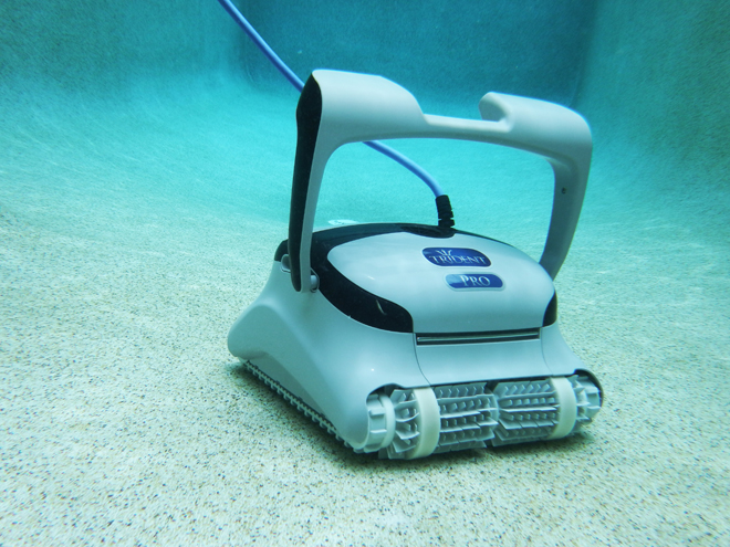 ¿Qué son los robots limpiadores de piscinas?